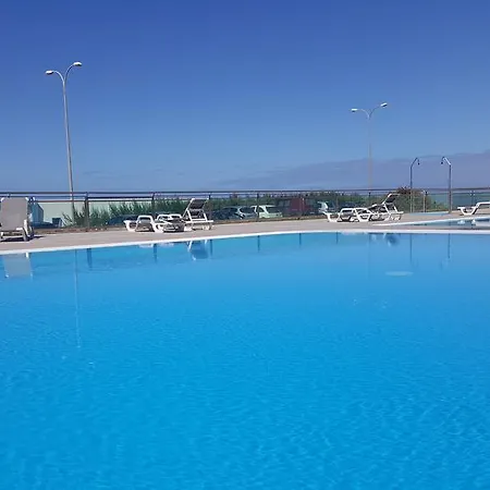 Ribeira D'ilhas Beach Διαμέρισμα Ericeira